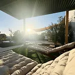 Emily Alpine Chic With Hot Tub And Ocean View