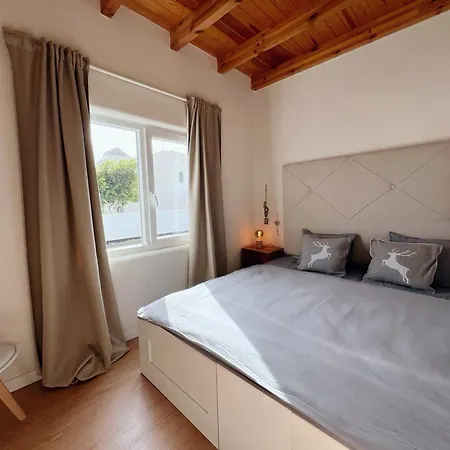 Villa Emily Alpine Chic With Hot Tub And Ocean View By Lanzarote Costa Teguise