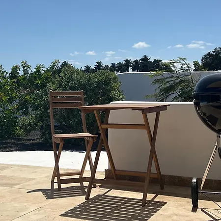 Villa Emily Alpine Chic With Hot Tub And Ocean View By Lanzarote *