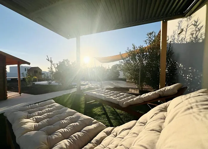 Emily Mit Hot Tub Und Meerblick